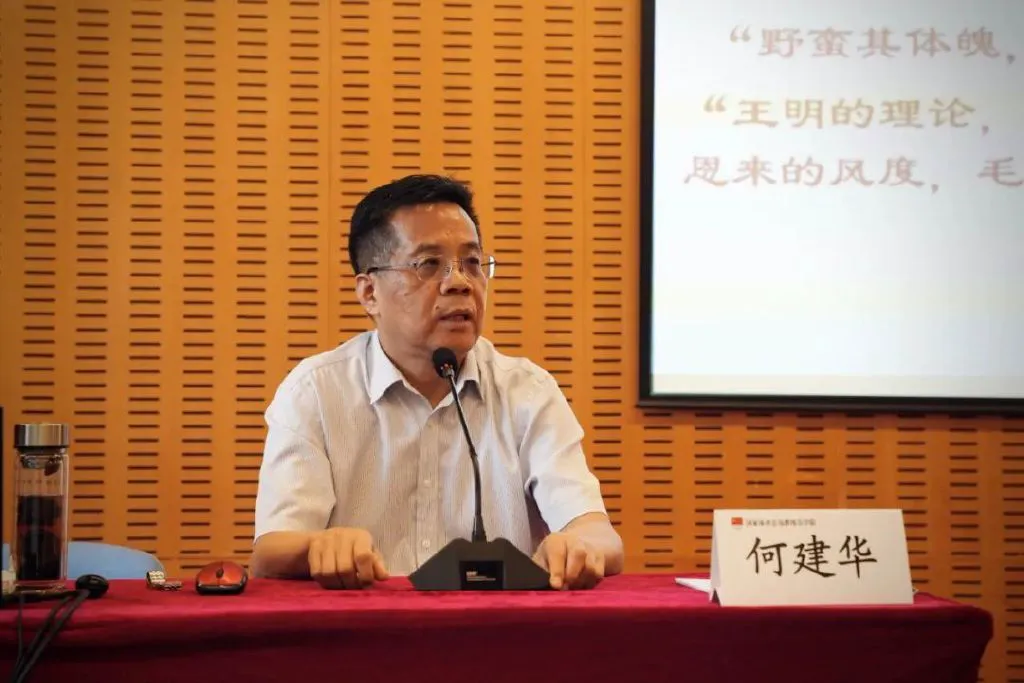 如何在快攻中合理分配场上位置?_0